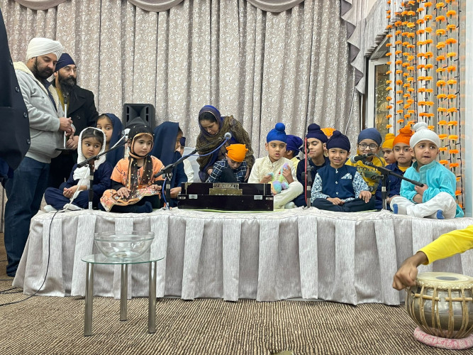 Kiddie Sangat_ - Ealing Gurdwara